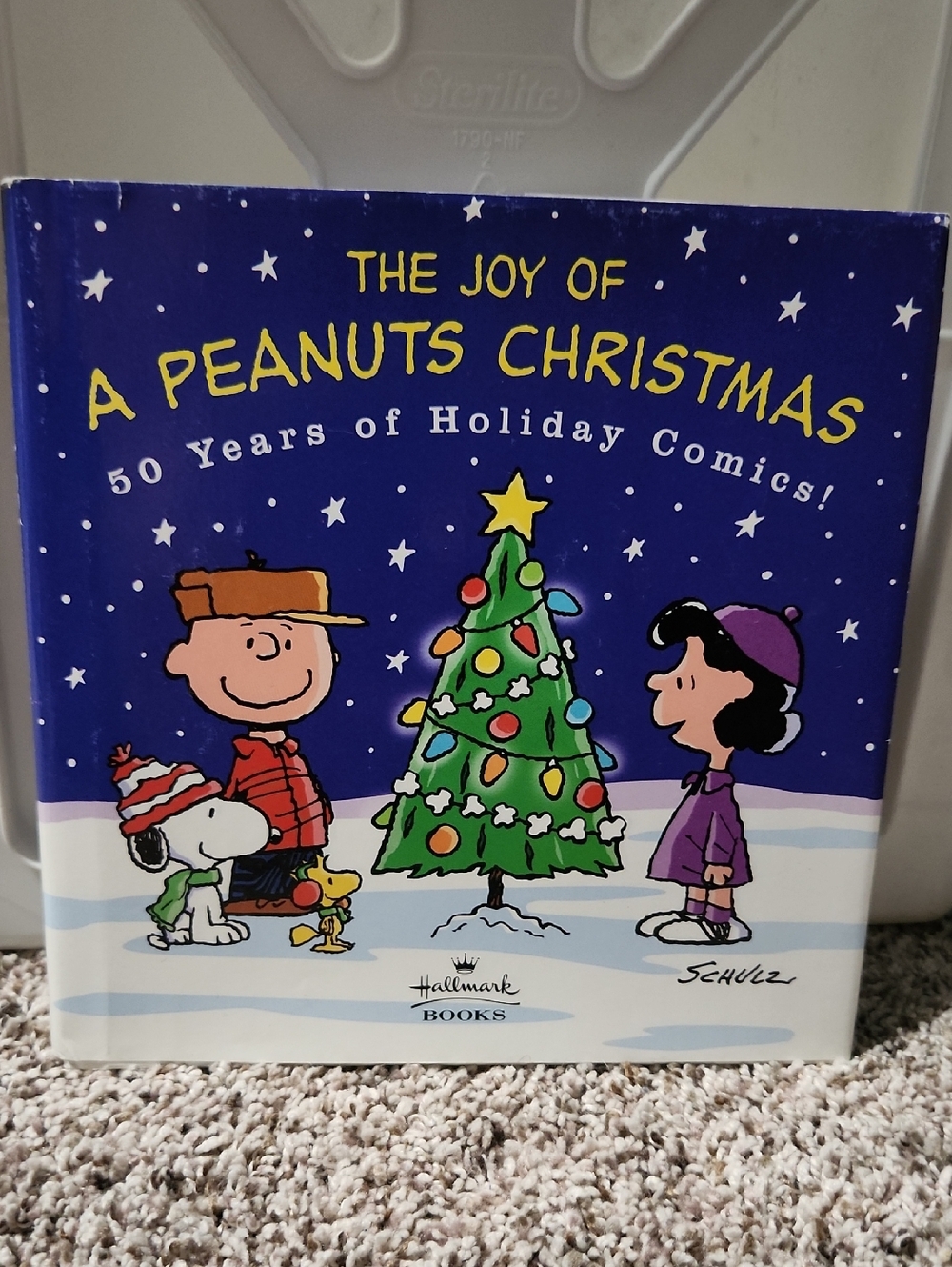 Hallmark The Joy Of A Peanuts Christmas Hardcover EUC Historic Charles Schultz